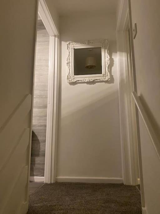 Cosy 1 Bed Home @スティーブネージ エクステリア 写真